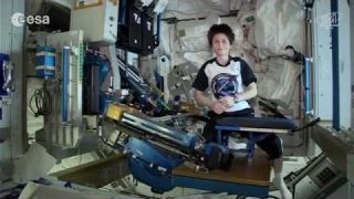 Exercise in space with Samantha Cristoforetti!