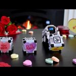โ
 TOY ROBOT ๐ค Anki Cozmo , A Fun, Educational Kids ๐ค