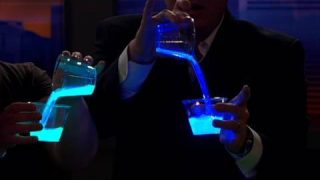 Liquid Light – Cool Science Experiment