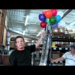 Hydrogen Oxygen Balloon Explosion – Steve Spangler