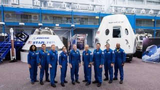 NASA Announces Astronaut Crews for First Commercial Vehicle Flights