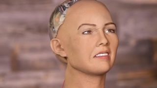 Creepy humanoid robot agrees to destroy all humans (Tomorrow Daily 334)