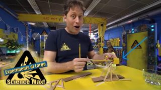 Science Max|BUILD IT YOURSELF|Mini Trebuchet!|EXPERIMENT