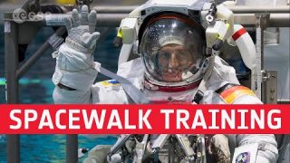 Matthias Maurer: training for a spacewalk
