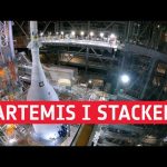 Artemis I stacked