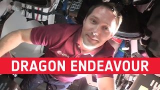 Dragon Endeavour tour [in French with English subtitles]