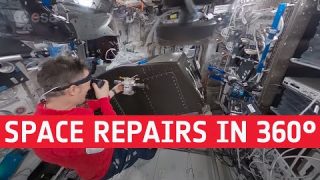 Space repairs in 360° | Cosmic Kiss