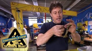 How To Make a Tumble Wing | Science Max